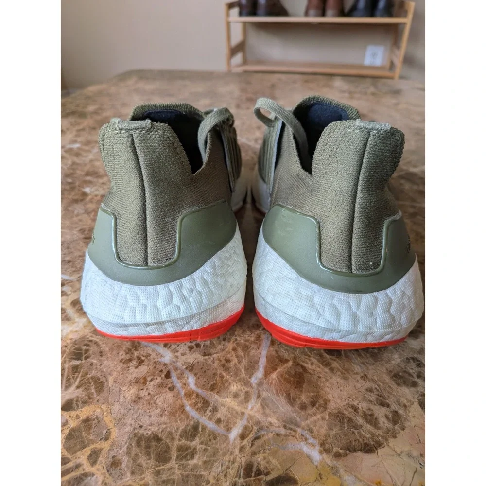 Adidas UltraBoost 22 Low Focus Olive (GX9167) Men's Size 8